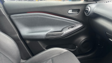 Nissan Juke 1.0 DiG-T 114 Tekna 5dr DCT Petrol Hatchback